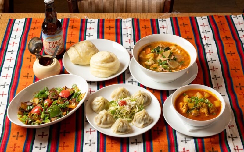 市ケ谷『タシデレ』は亡命チベット人たちの文化と心を伝える場所。世代をつなげてきた料理の特徴とは？